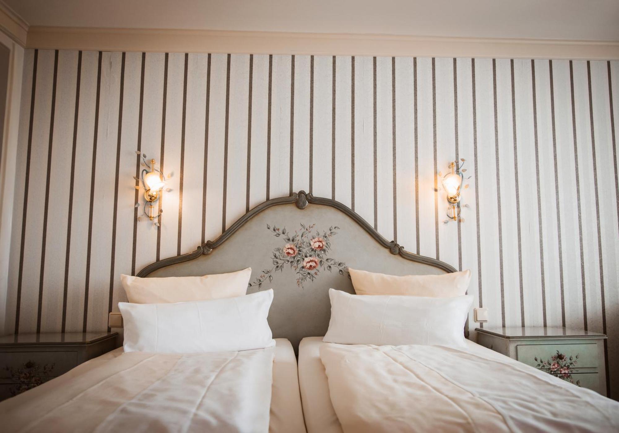 Sure Hotel By Best Western Rhoen Garden พ็อพเพินเฮาเซน ภายนอก รูปภาพ