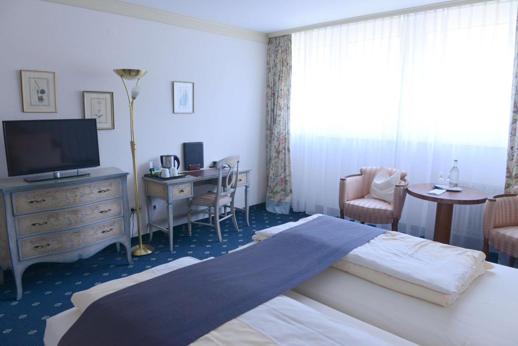 Sure Hotel By Best Western Rhoen Garden พ็อพเพินเฮาเซน ภายนอก รูปภาพ