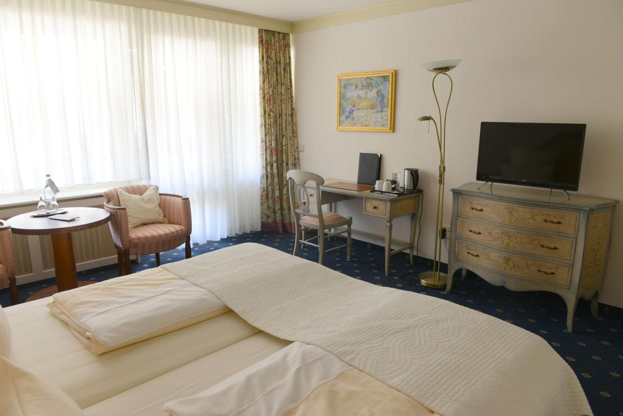 Sure Hotel By Best Western Rhoen Garden พ็อพเพินเฮาเซน ภายนอก รูปภาพ